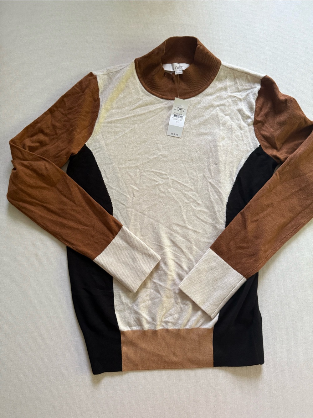 NWT LOFT Colorblock Crewneck Pullover sweater